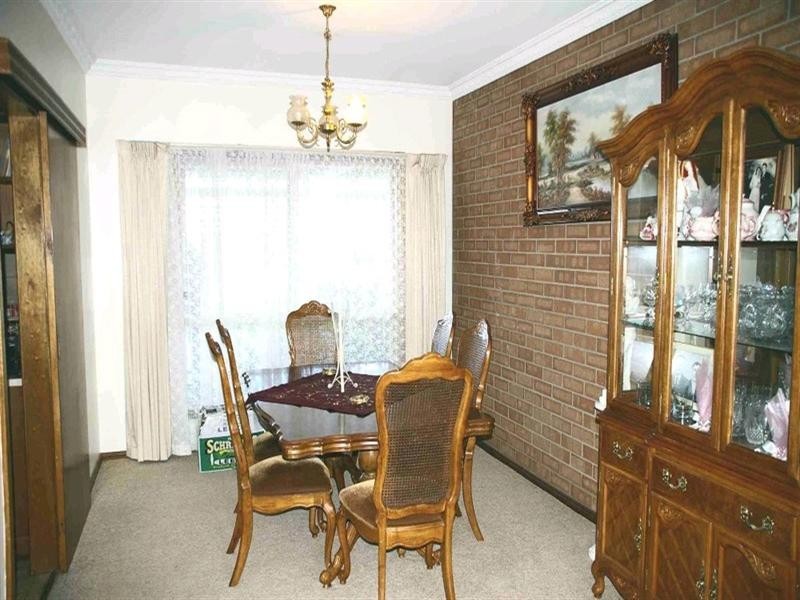 98 Brewarinna Street, Renmark SA 5341