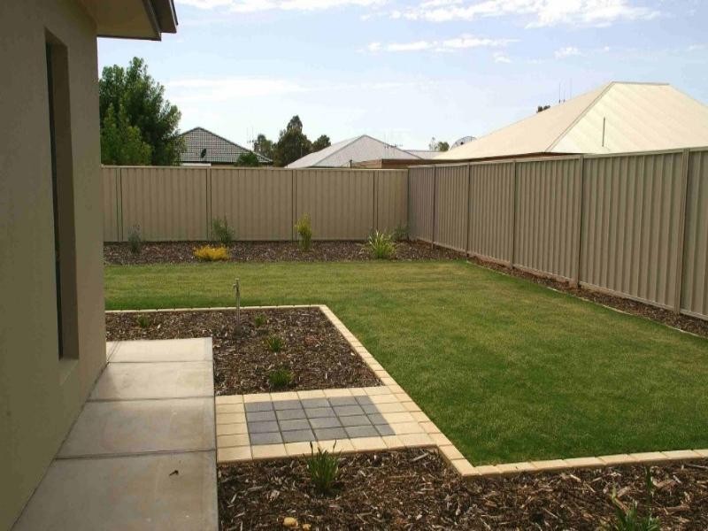 32 Flinders Street, Renmark SA 5341