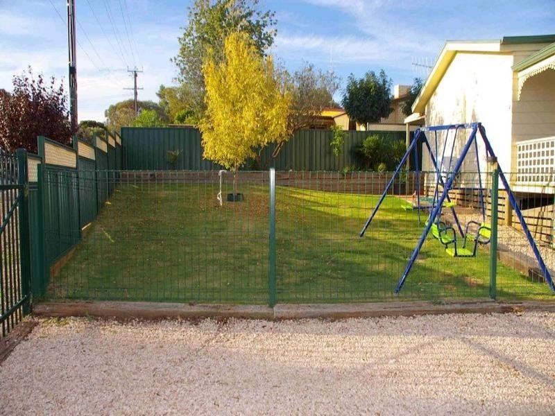 4 Elenore Avenue, Paringa SA 5340