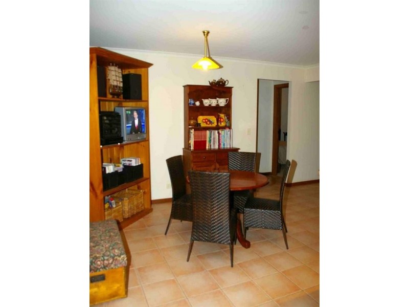 14 Flinders Street, Renmark SA 5341