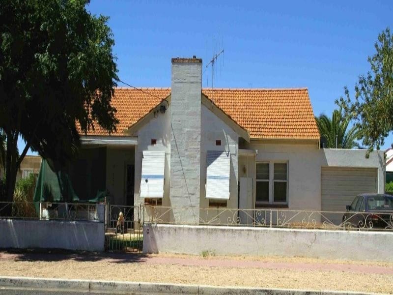 170 Sixteenth Street, Renmark SA 5341
