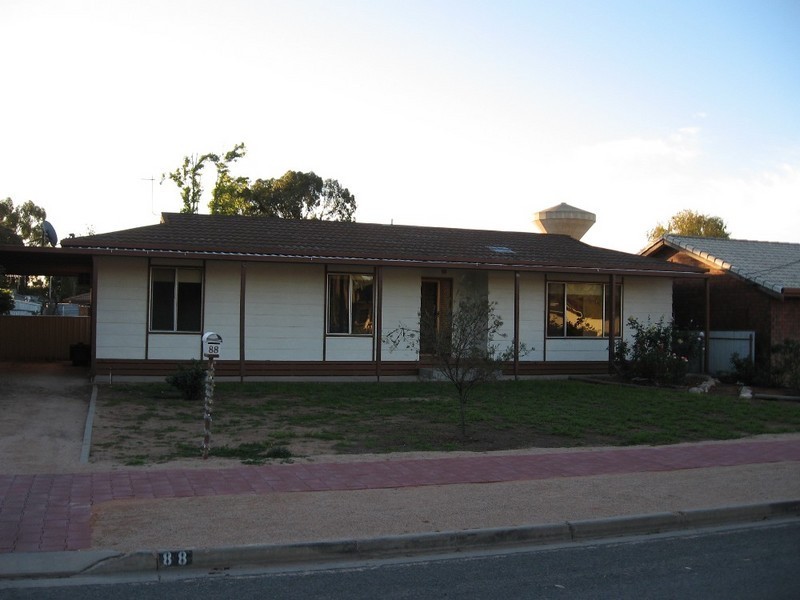 88 Pyap Street, Renmark SA 5341