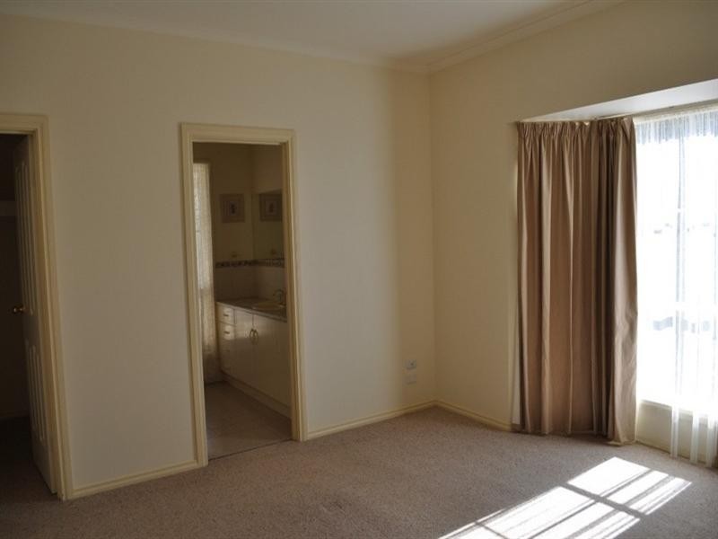 5 Warrakoo Court, Paringa SA 5340