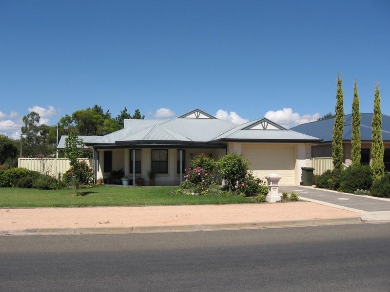 83 Pyap Street, Renmark SA 5341