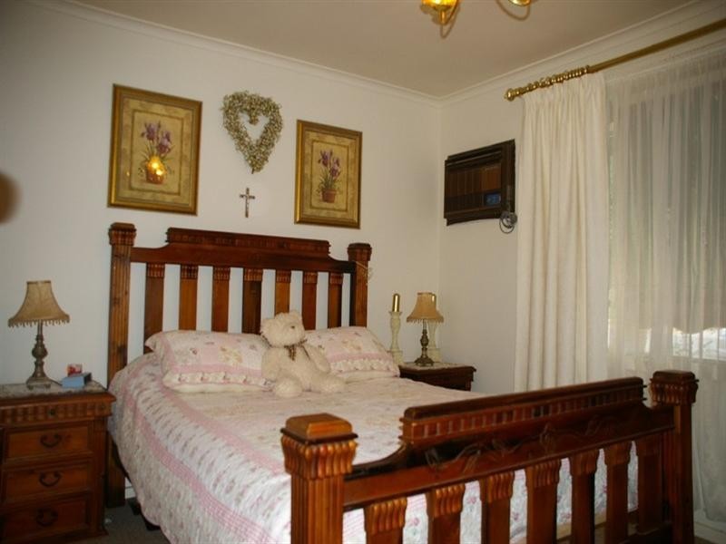 12 Taylor Street, Renmark SA 5341