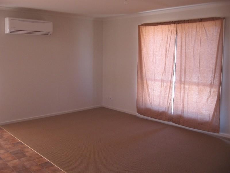 2/156 Sixteenth Street, Renmark SA 5341