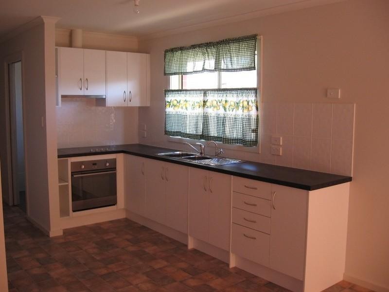 2/156 Sixteenth Street, Renmark SA 5341