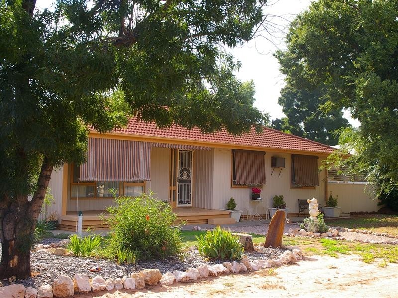 12 Taylor Street, Renmark SA 5341