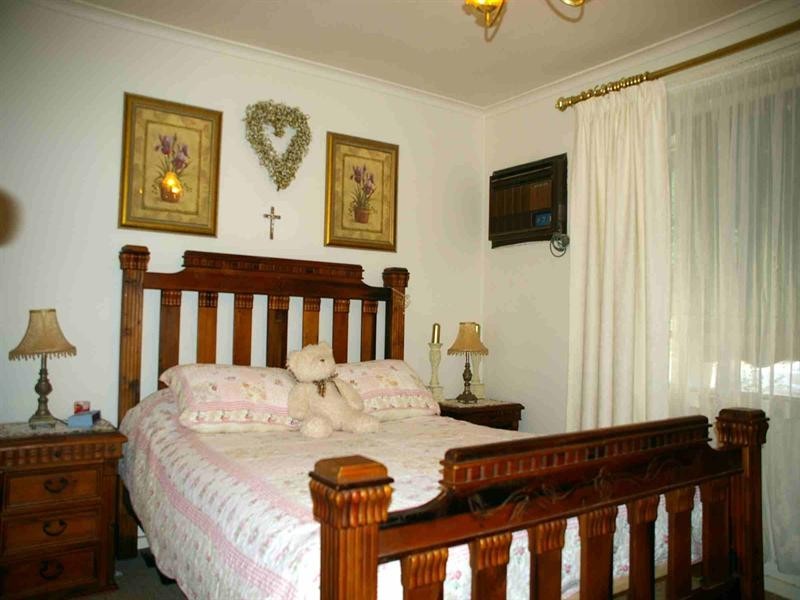 12 Taylor Street, Renmark SA 5341