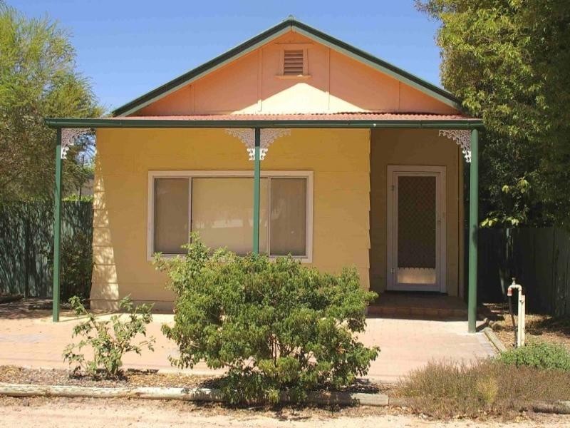 7 Tenth Street, Renmark SA 5341