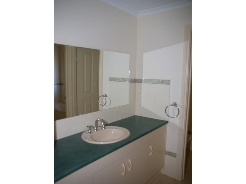 20 Railway Terrace, Renmark SA 5341