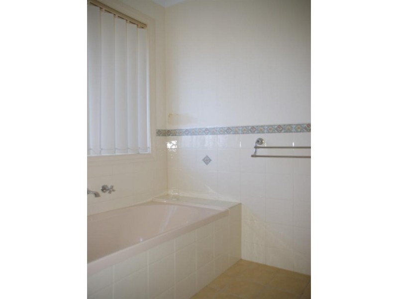 20 Railway Terrace, Renmark SA 5341