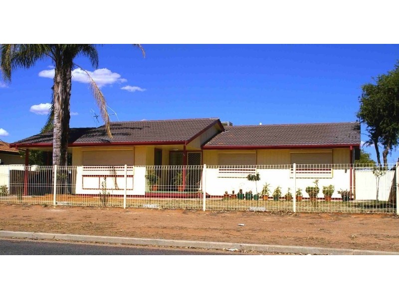 36 Sims Parade, Renmark SA 5341
