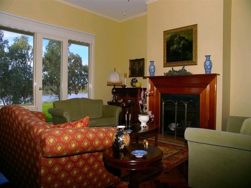 112 Townsend Street, Renmark SA 5341