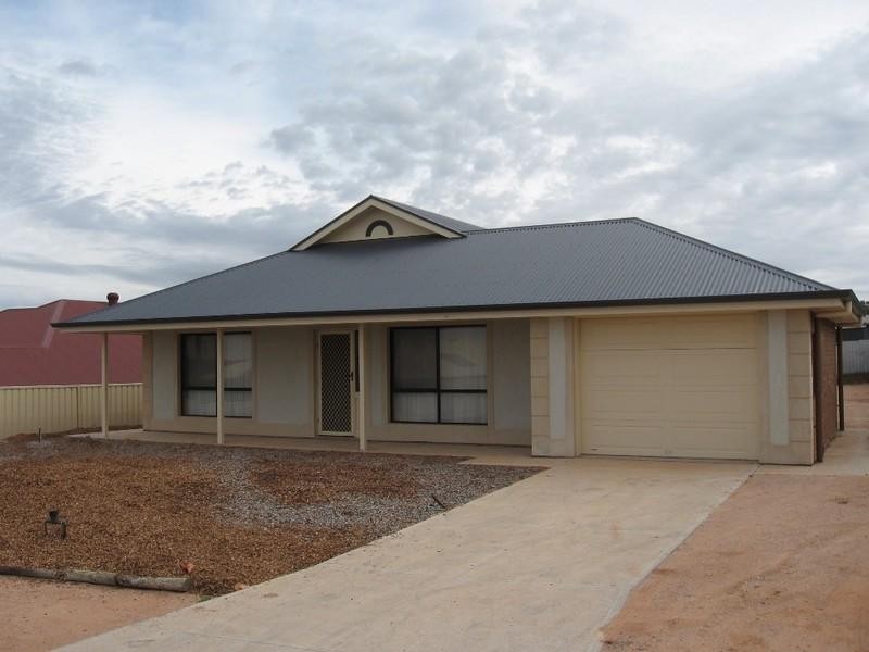 9 Ian Drive, Paringa SA 5340