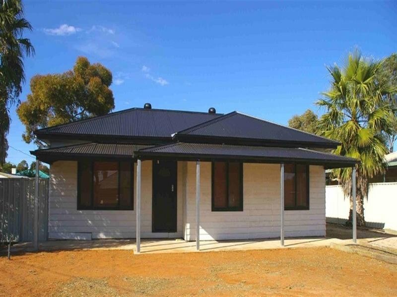 9 Hopkins Street, Renmark SA 5341