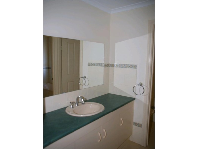 20 Railway Terrace, Renmark SA 5341