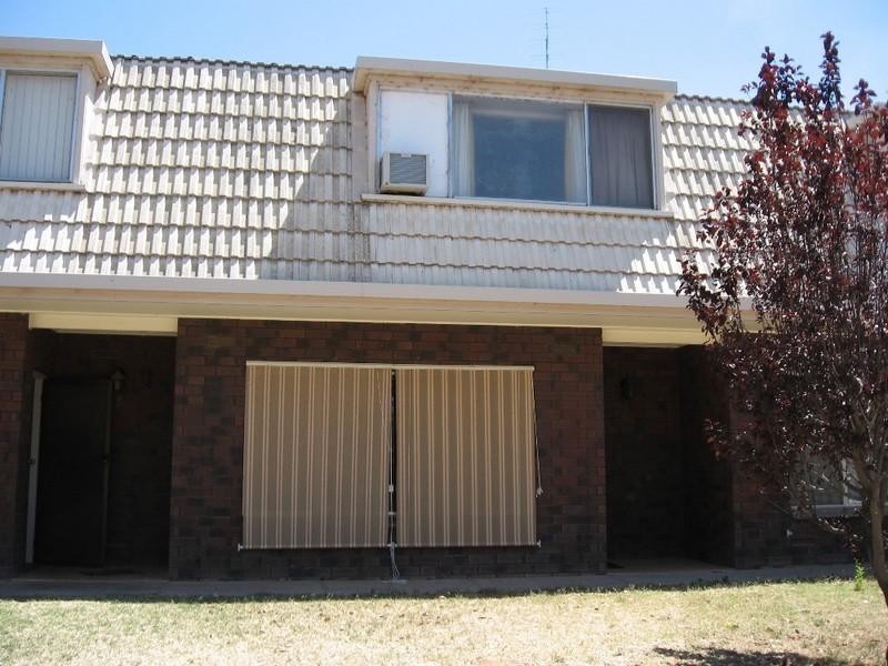 2/1 Thurk Street, Renmark SA 5341