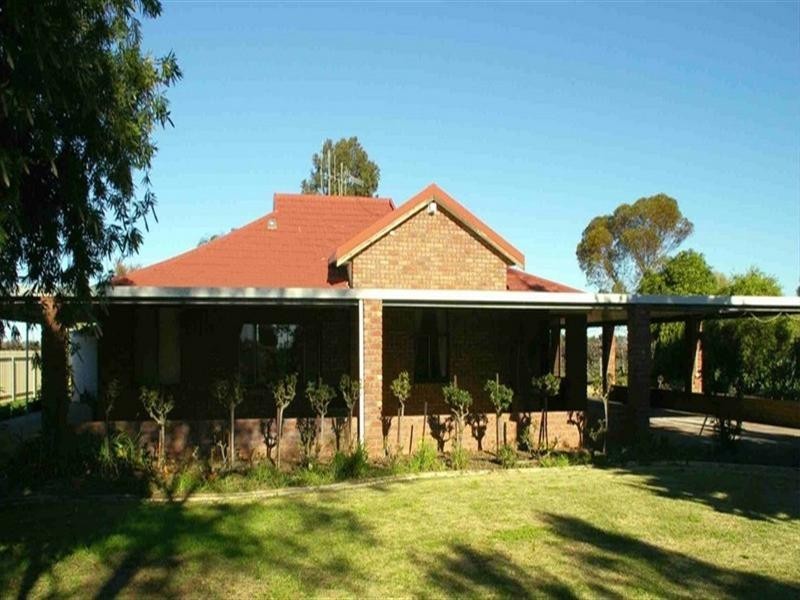 Lots/2, 3, 243 Paroo Street, Renmark SA 5341