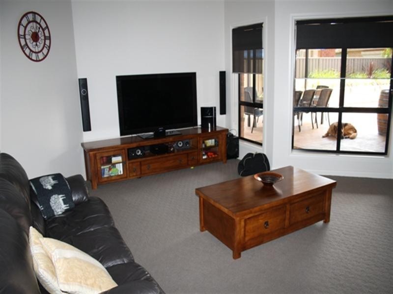 24 Ian Showell Drive, Renmark SA 5341