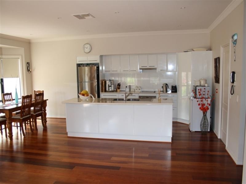 24 Ian Showell Drive, Renmark SA 5341