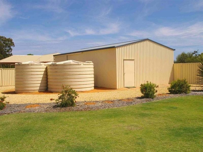 33 Cucumunga Street, Renmark SA 5341