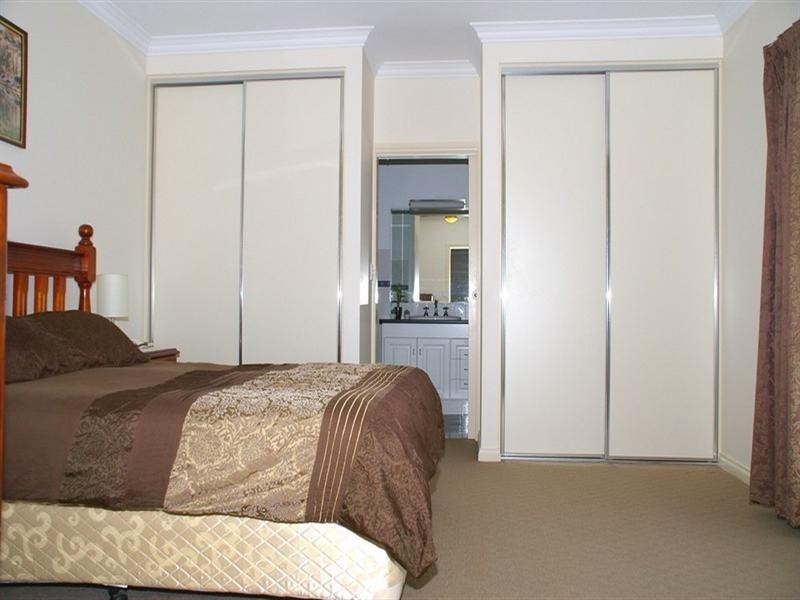 33 Cucumunga Street, Renmark SA 5341