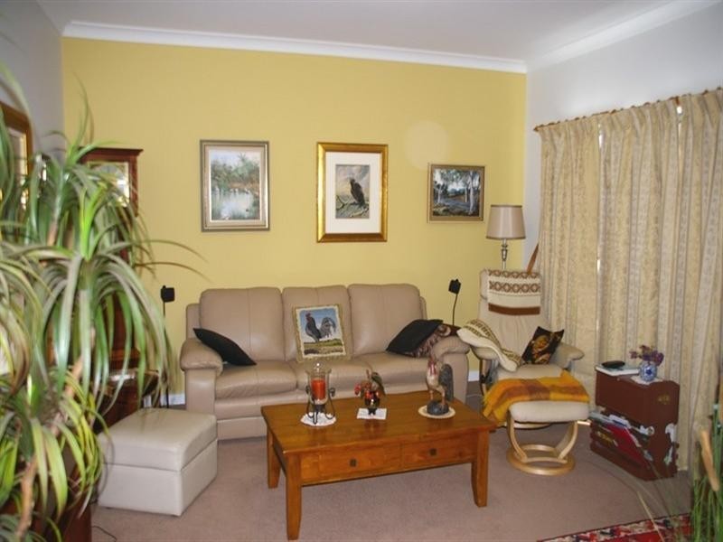 32 Flinders Street, Renmark SA 5341