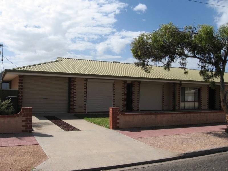 2/82 Sixteenth Street, Renmark SA 5341