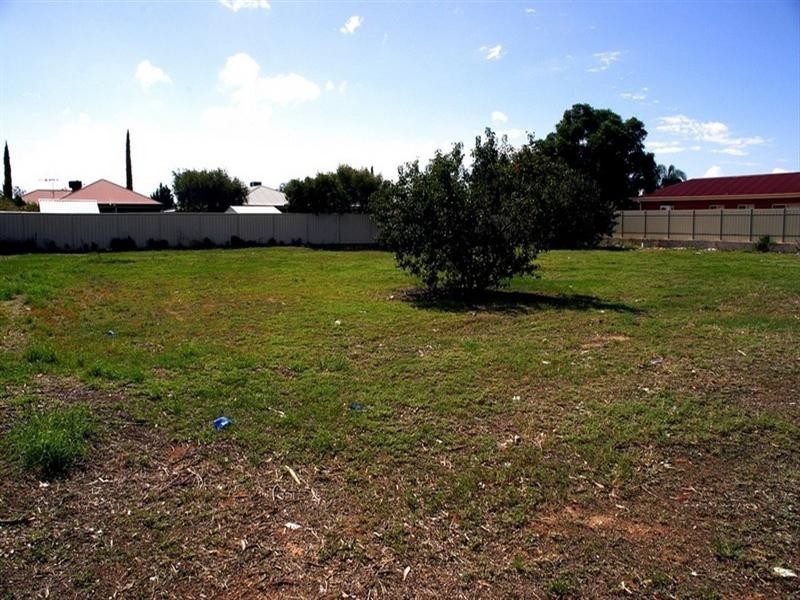 2 Banksia Street, Renmark SA 5341