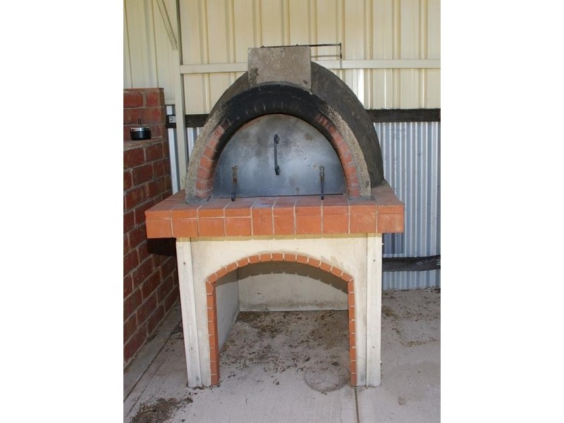 16 Cedar Avenue, Renmark SA 5341