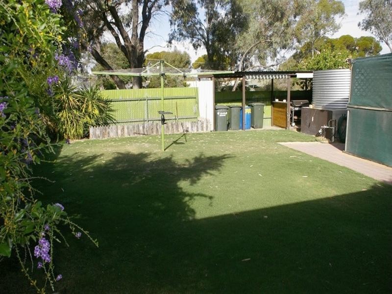 43 Railway Terrace, Paringa SA 5340