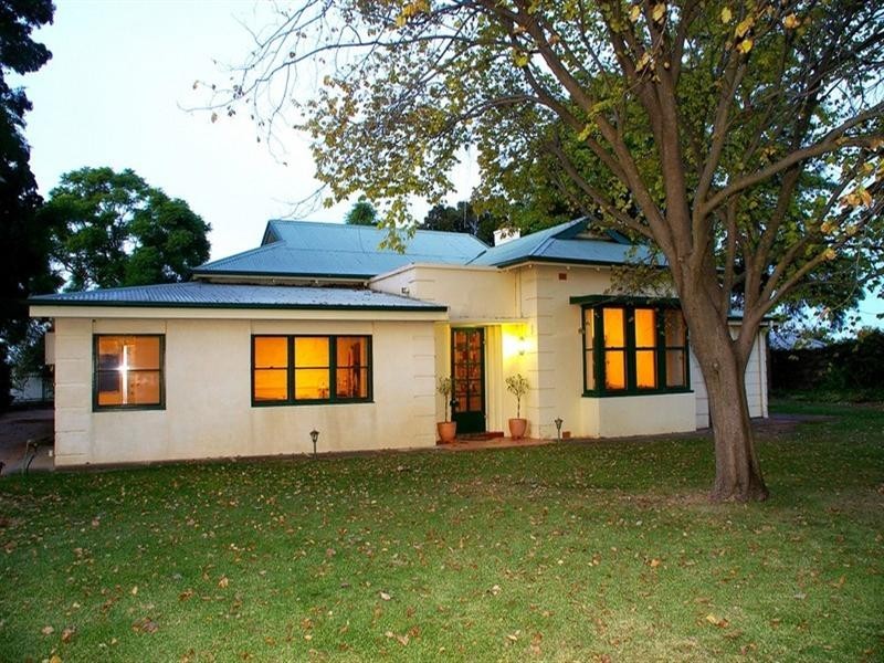111 Twenty-Eighth Street, Renmark SA 5341