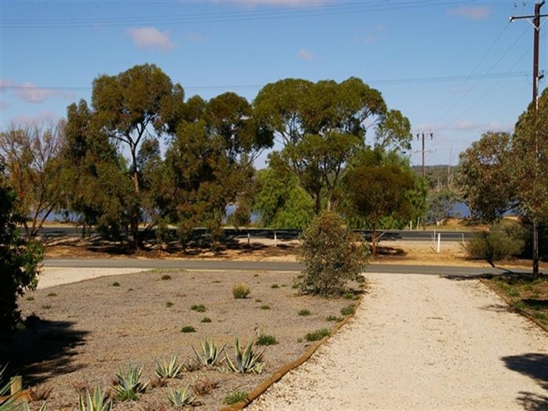 73 Hughes Avenue, Paringa SA 5340