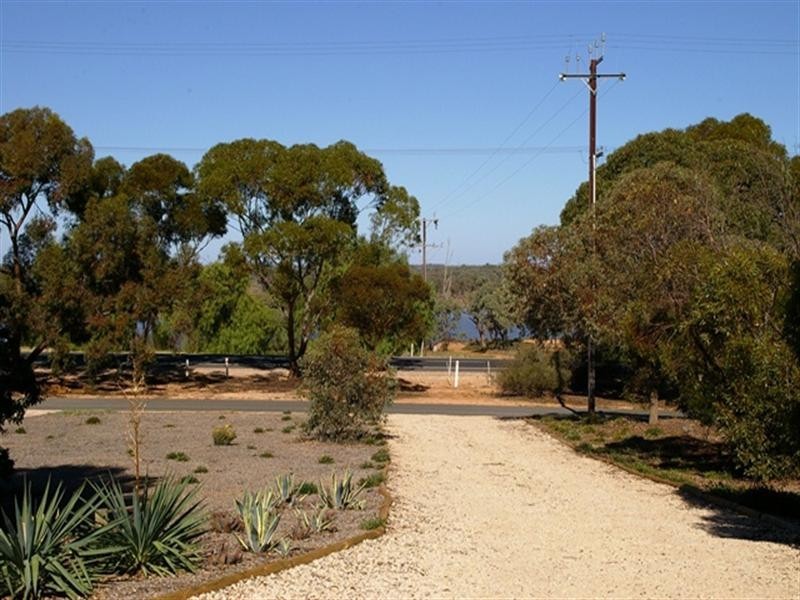 73 Hughes Avenue, Paringa SA 5340
