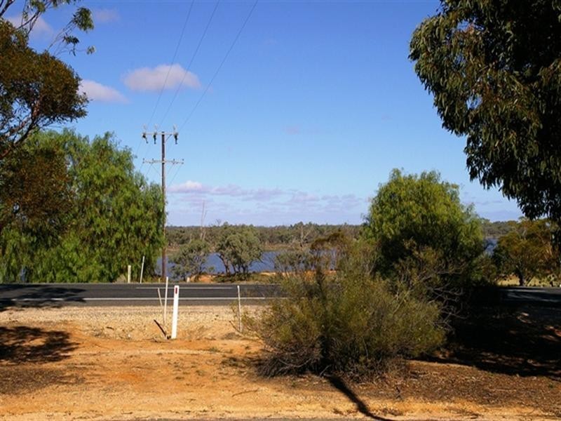 73 Hughes Avenue, Paringa SA 5340