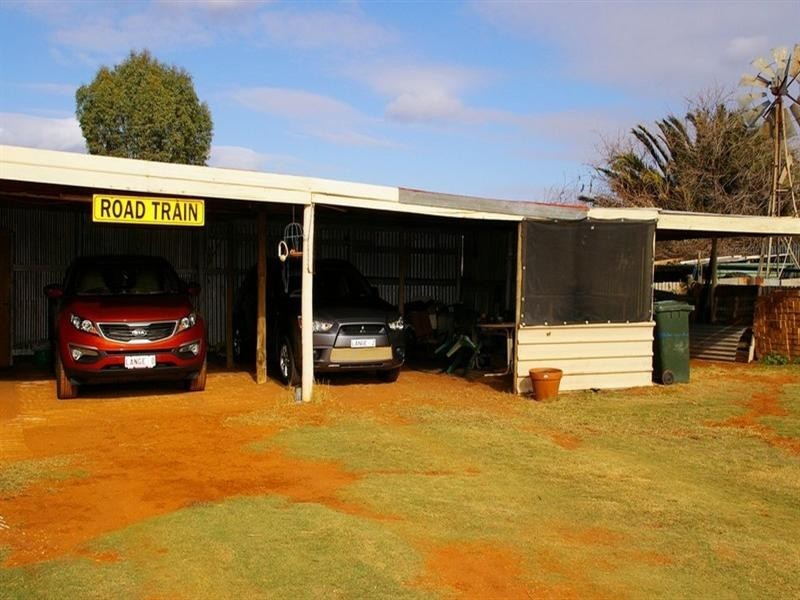 121 West Road, Glossop SA 5344