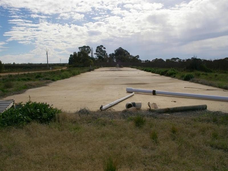 LOT 105 Humphries Avenue, Cooltong SA 5341