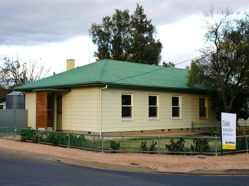 16 Ruston Street, Renmark SA 5341