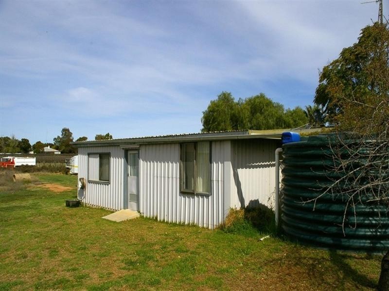 381 Kulkyne Street, Renmark SA 5341