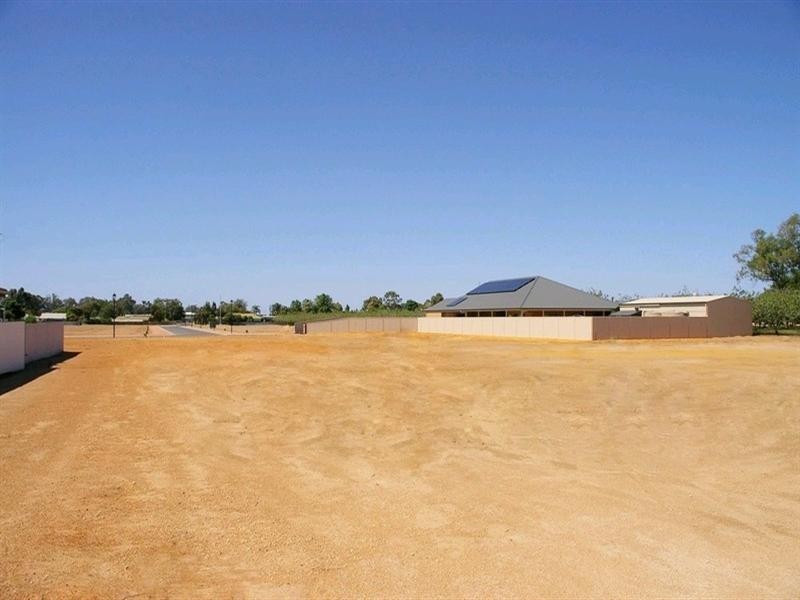 1-8 Barrington Street, Renmark SA 5341