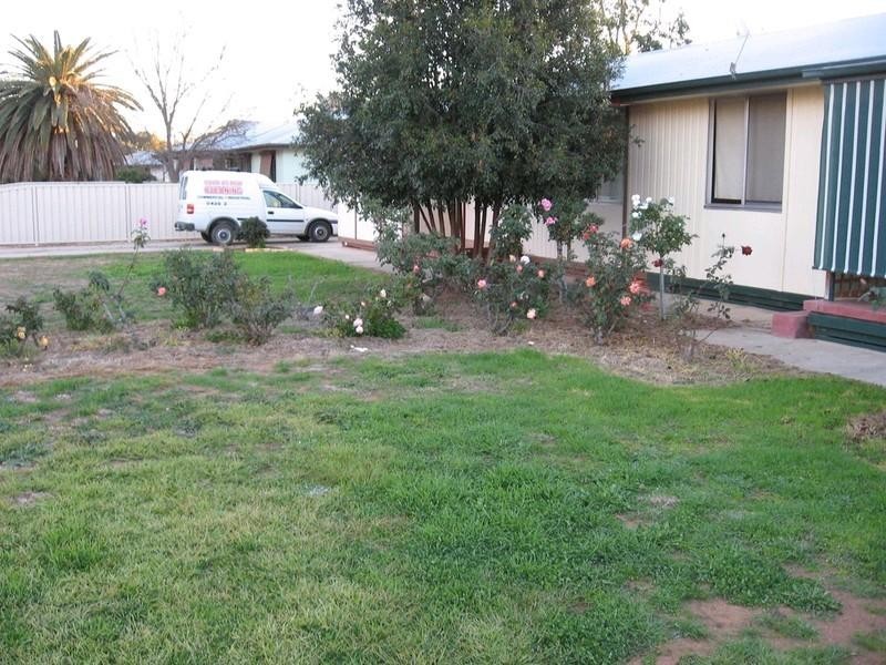 12 Belah Street, Renmark SA 5341