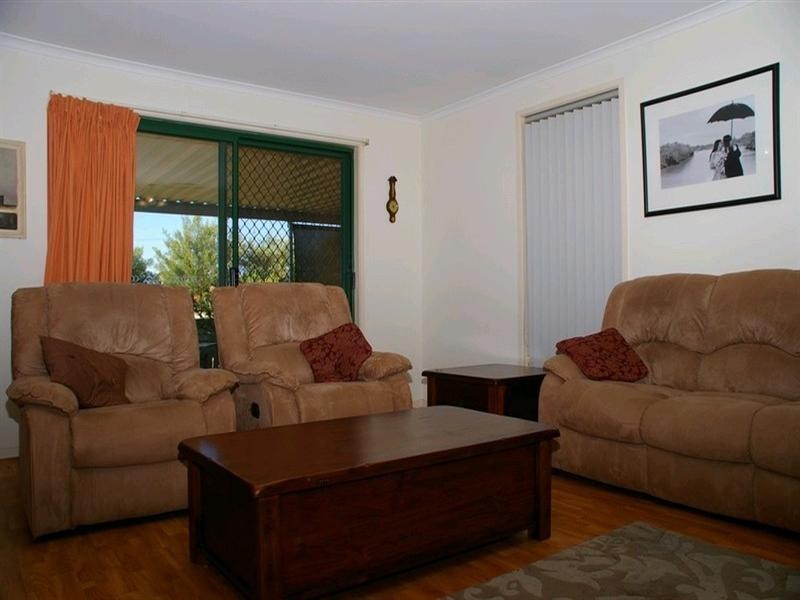 25 Middleton Avenue, Paringa SA 5340