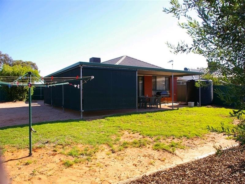 25 Middleton Avenue, Paringa SA 5340