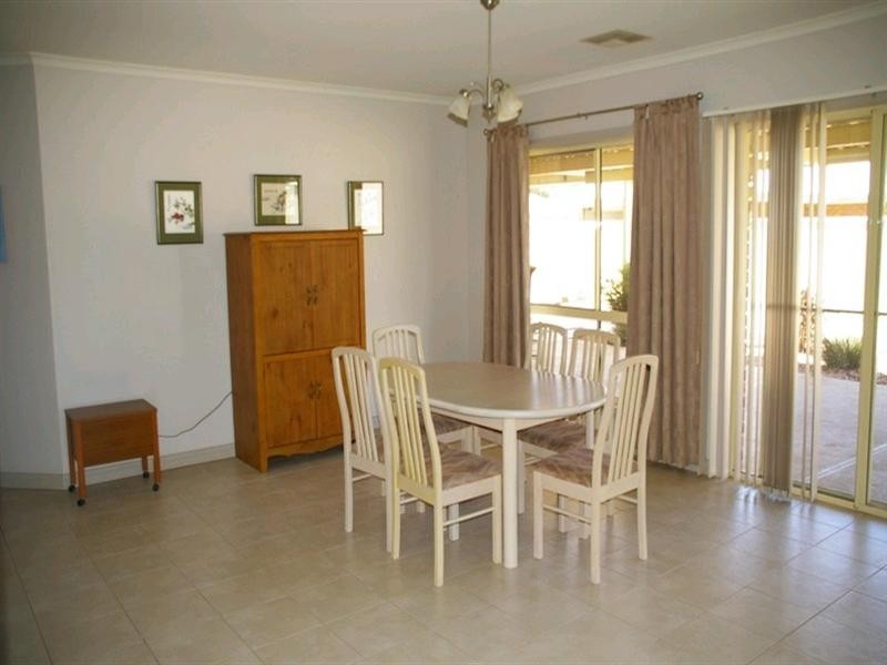 15 Cook Street, Renmark SA 5341