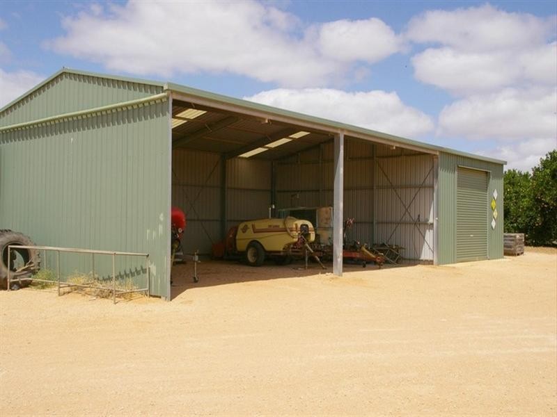 422 Roper Street, Renmark SA 5341