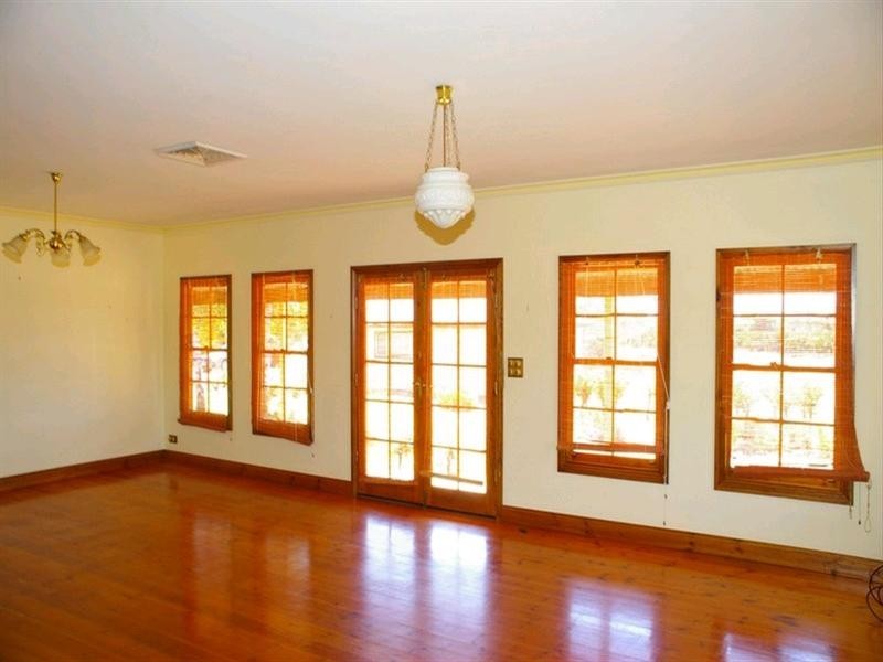 422 Roper Street, Renmark SA 5341