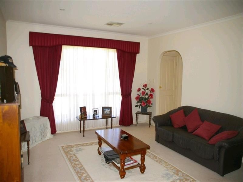 2 Sorrento Court, Renmark SA 5341