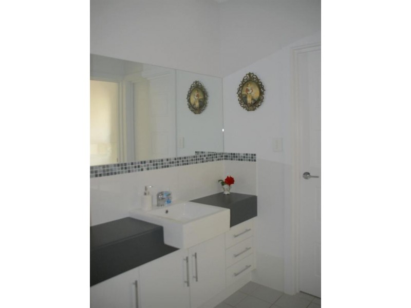 10 New Landing Way, Renmark SA 5341