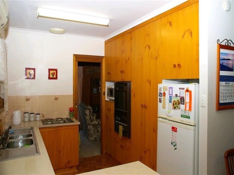 20233 Renmark Avenue, Renmark SA 5341